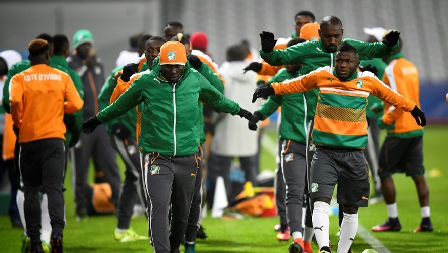 Les Ivoiriens à l'entraînement, le 14 novembre 2016, au stade Bollaert où ils affrontent la France en match amical