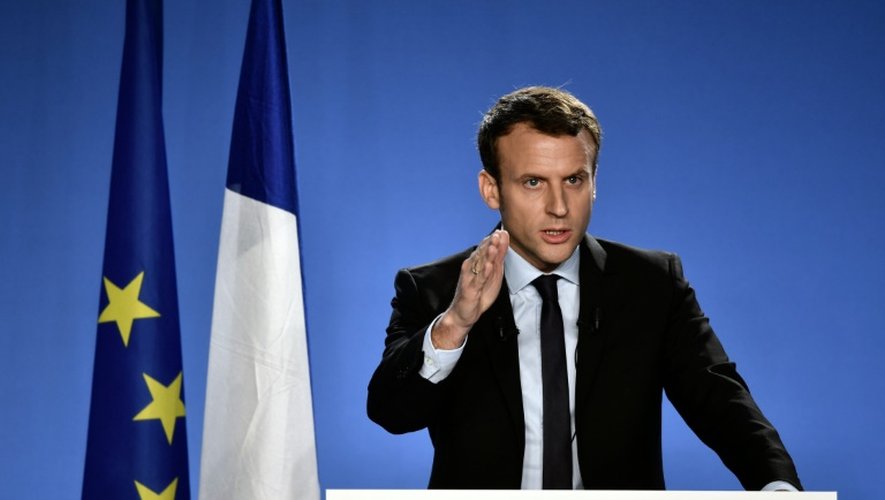 Emmanuel Macron lors de l'annonce de sa candidature à la présidentielle le 16 novembre 2016 à Bobigny
