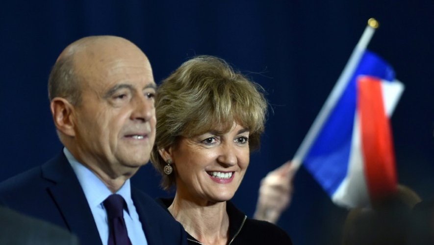 Alain Juppé et sa femme Isabelle lors d'un meeting à Toulouse, le 22 novembre 2016