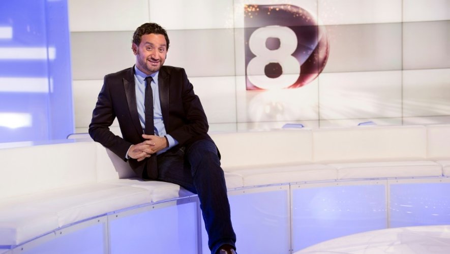 Cyril Hanouna pose lors du lancement de la chaîne D8, le 7 octobre 2012
