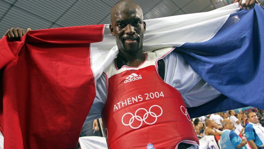 L’ancien capitaine de l’équipe de France de taekwondo, 18 fois champion de France, 3 fois champion d’Europe et 3 fois vainqueur de la coupe du monde, passera ainsi la journée au Dojo.
