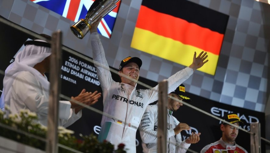 Le pilote de F1 allemand Nico Rosberg sacré champion du monde, le 27 novembre 2016 à Abou Dhabi