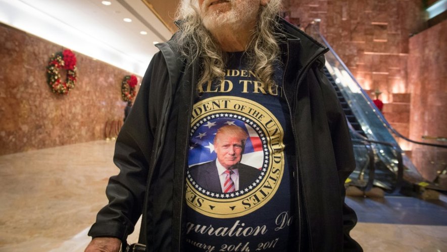 Un soutien du président élu, Donald Trump, à la Trump Tower, le 29 novembre