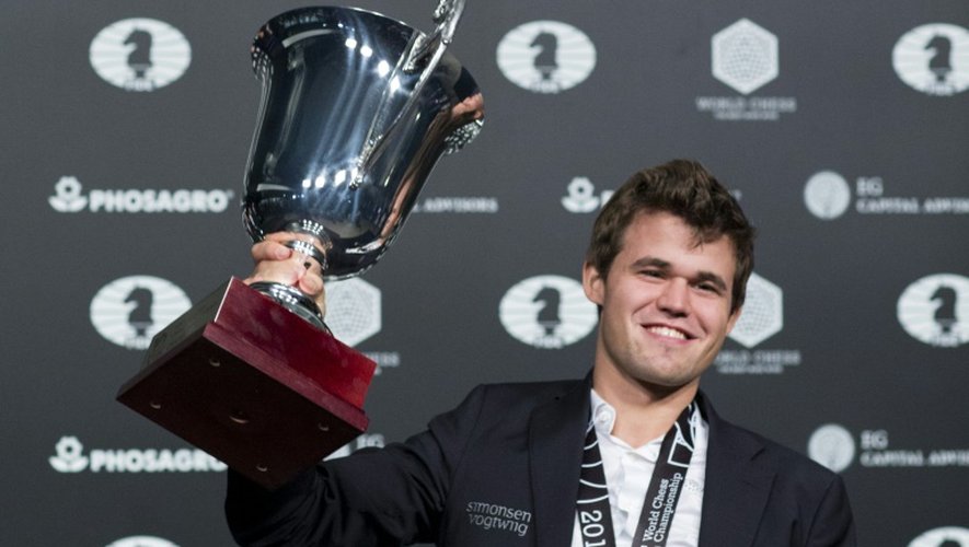 Le joueur d'échecs norvégien Magnus Carlsen sacré champion du monde à New York le 30 novembre 2016