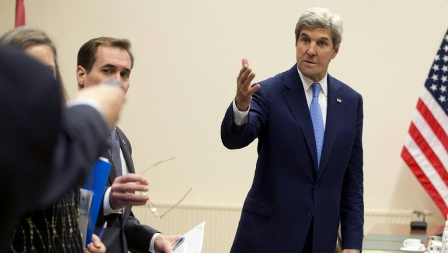 Le secrétaire d'Etat John Kerry lors d'une conférence de presse au siège de l'OTAN à Bruxelles le 6 décembre 2016