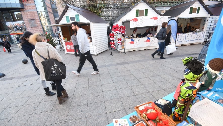 Rodez : les associations caritatives occupent les chalets de Noël pendant deux jours