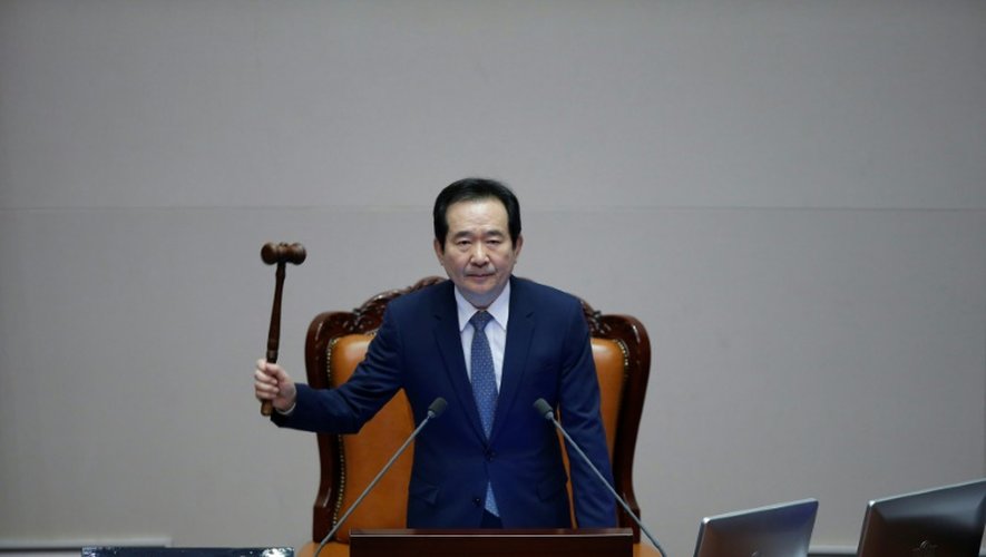 Le président de l'Assemblée, Chung Se-Kyun lors de la destitution de la présidente Park Geun-Hye, le 9 décembre 2016 à Séoul