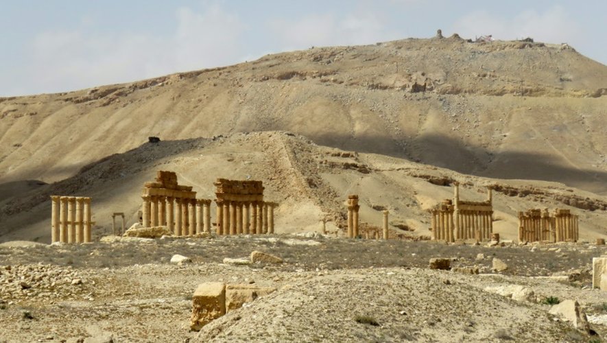 Photo prise le 27 mars 2016 des ruines du site antique de Palmyre en Syrie après le passage de l'EI
