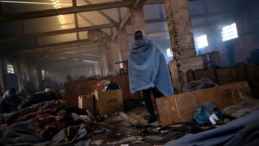 Le campement de réfugiés dans un entrepôt insalubre de Belgrade