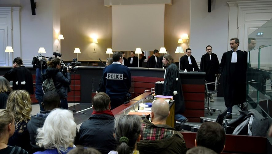 Ouverture du procès d'un instituteur accusé de pédophilie, le 8 décembre 2016 aux assises de Chambéry