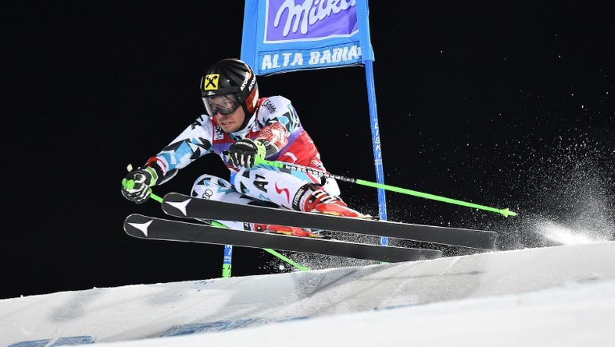 L'Autrichien Marcel Hirscher lors du slalom géant parallèle en nocturne à Alta Badia, le 19 décembre 2016