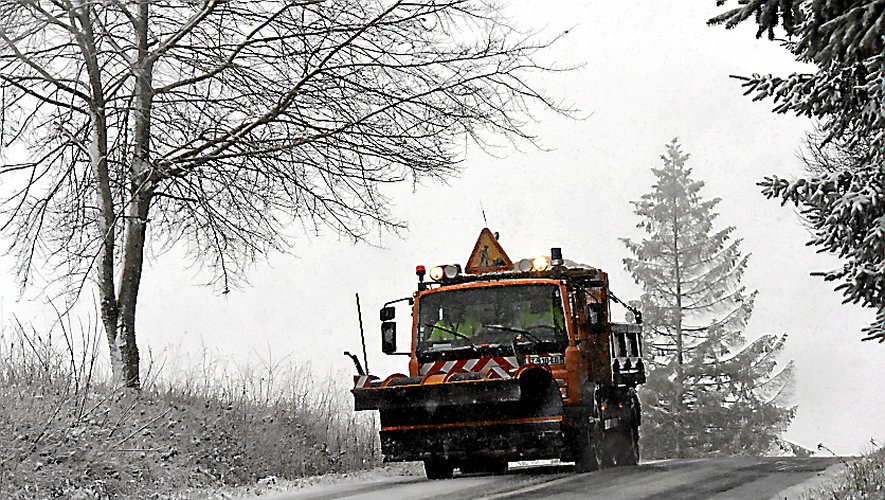 De gros moyens sont déployés chaque fois que la neige et le verglas s’invitent sur les routes.
