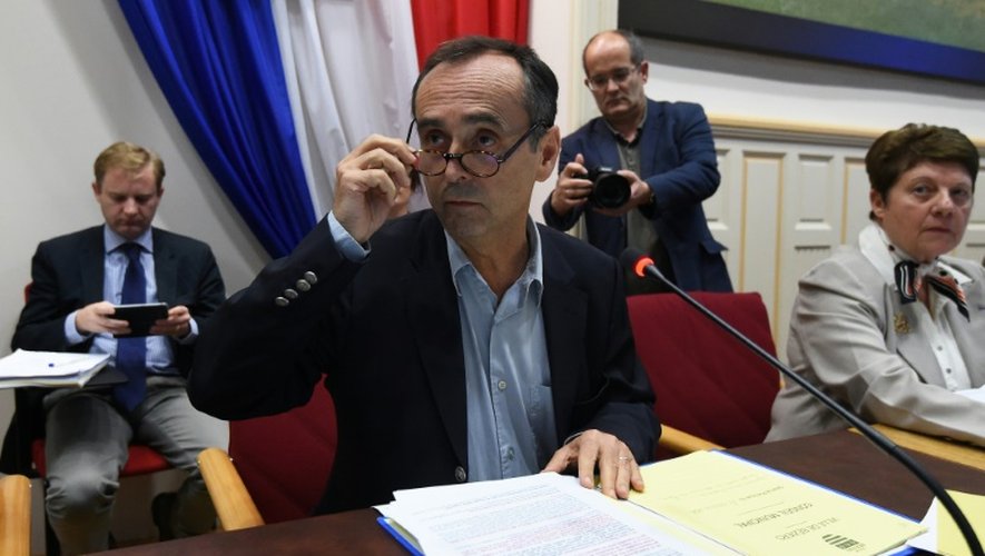 Le maire de Béziers, Robert Ménard, le 18 octobre 2016, lors d'un conseil municipal