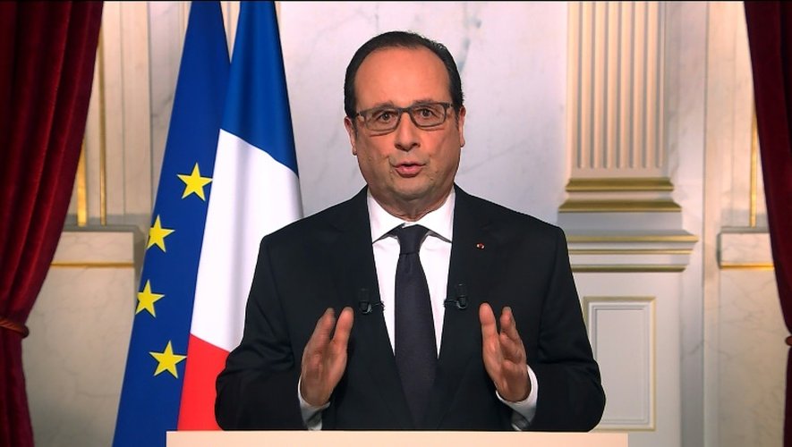 Capture d'écran d'une vidéo de François Hollande adressant ses voeux aux Français le 21 décembre 2015 à l'Elysée à Paris