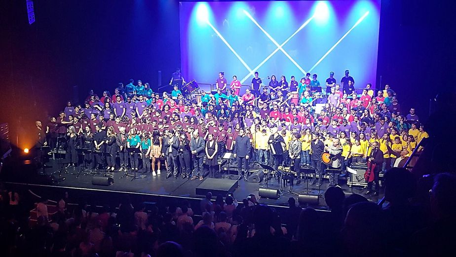 L’école d’Argences- en-Aubrac à l’Olympia : inoubliable !