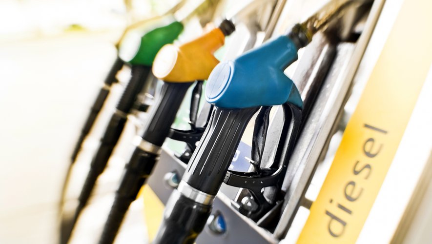 Le litre de gazole, carburant le plus vendu en France, valait en moyenne 1,4240 euro la semaine dernière