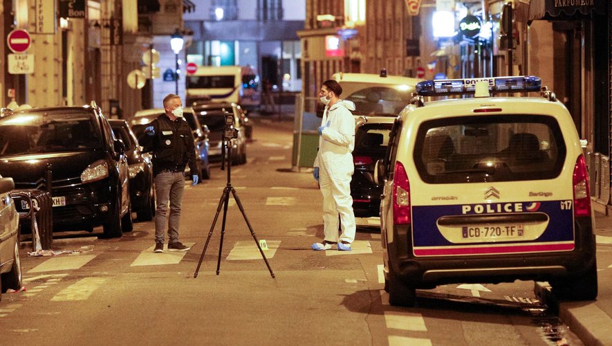 Attaque au couteau à Paris : l'assaillant né en Tchétchénie et fiché S