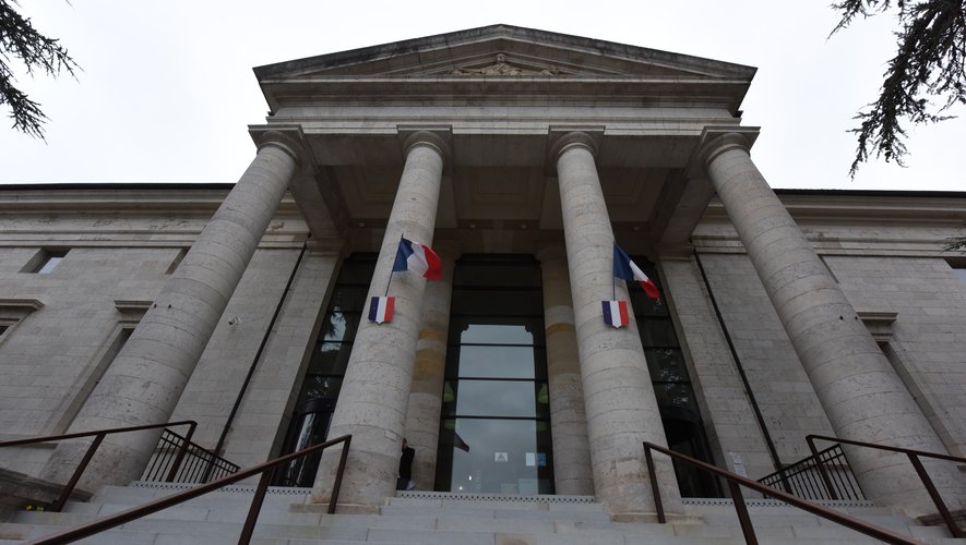 L'affaire reviendra au tribunal de Rodez début septembre.