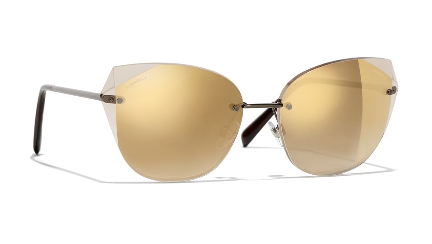Les lunettes sans monture oeil de chat de la nouvelle collection de solaires de Chanel.