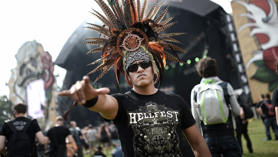 La légende du heavy metal britannique Iron Maiden, l'acteur américain Johnny Depp et plus de 150 groupes de musiques extrêmes jouent à guichets fermés de vendredi à dimanche à Clisson, dans l'ouest de la France, pour la 13e édition du Hellfest, gr