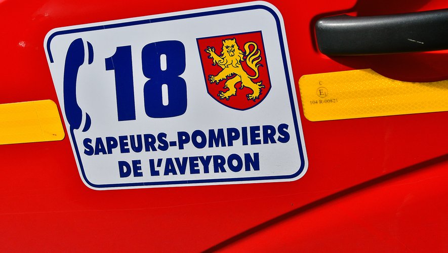 Les pompiers de Villefranche-de-Rouergue et de Rieupeyroux sont intervenus.