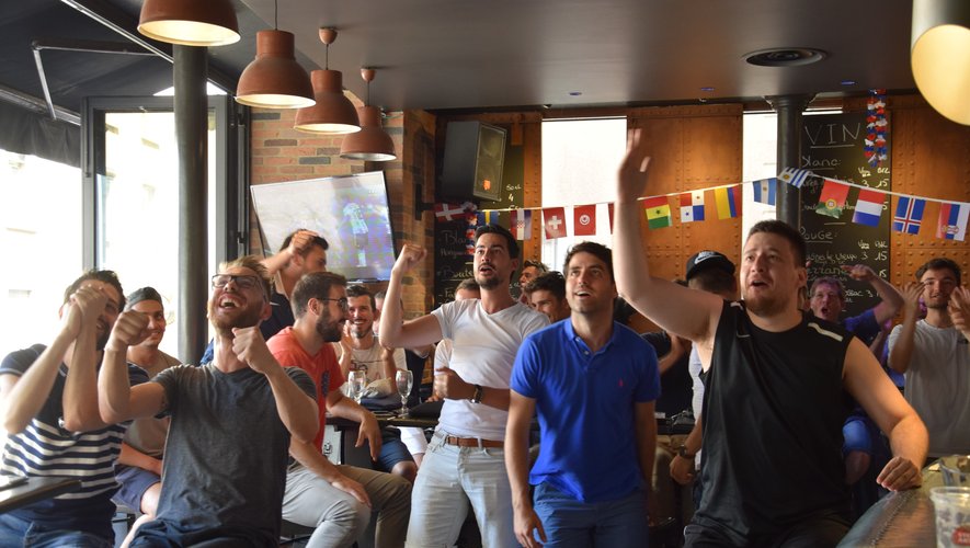 La France en quart de finale : Rodez explose de joie !