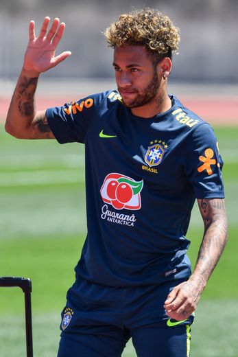 Le Mondial 2018, qui se joue actuellement en Russie, a déjà été marqué par une polémique capillaire. Elle concerne le Brésilien Neymar, qui a depuis été parodié à de nombreuses reprises.