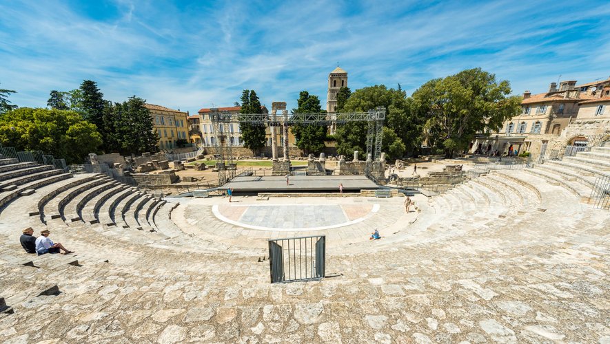 Pour sa 38e édition, le festival international de la Roque d'Anthéron va occuper du 20 juillet au 18 août, pour accueillir quelque 600 interprètes et 80 solistes, de nouveaux lieux, comme le théâtre antique d'Arles