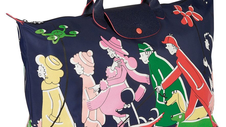 Le sac "Le Pliage" de Longchamp se pare des dessins de Clo'e Floirat pour l'automne 2018.