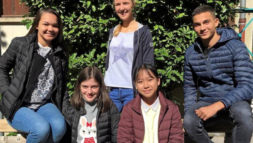 Quatre étudiants et une volontaire allemande passeront une année scolaire au lycée. 