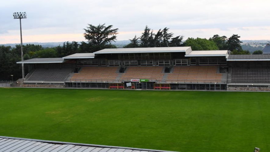 Le maire de Rodez évoque la possibilité d’agrandir le stade Paul-Lignon. 