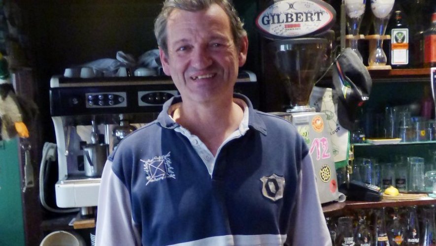 Personnage haut en couleurs, Jérôme Doutre est à la tête du Pub White Rose depuis septembre 1989.