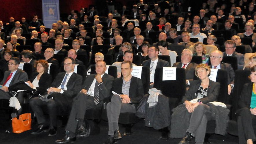 Plus de 300 personnes ont répondu hier soir à l’invitation du conseil départemental au CGR à Rodez.