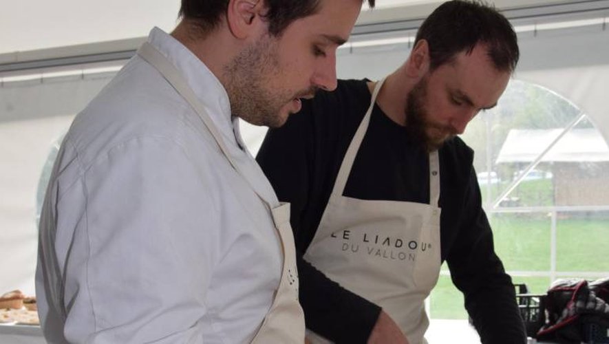 Le Top Chef Quentin Bourdy fait la promotion d’un des produits phares de l’Aveyron.