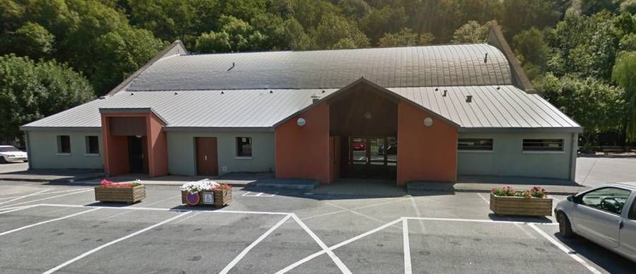 Réveillon à Pont-de-Salars : un appel anonyme oblige les fêtards à évacuer la salle