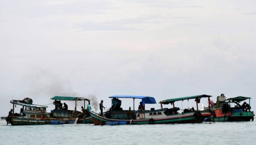 Expédition pour ramener de l'étain au large de l'île de Bangka, en Indonésie, le 10 novembre 2016