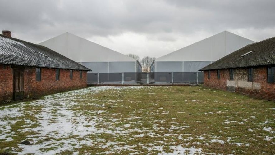 Un bâtiment du camp d'extermination nazi de Auschwitz à Oswiecim en Pologne le 2 décembre 2016