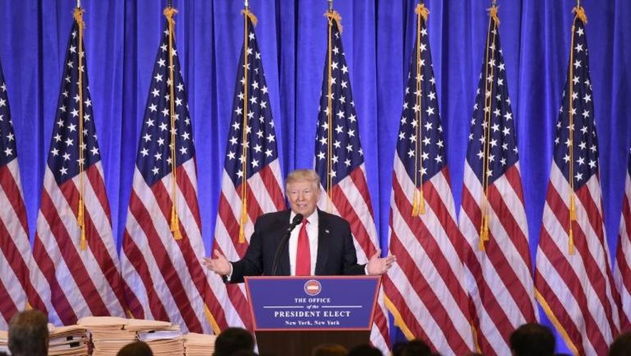 Le président américain élu Donald Trump donne une conférence de presse à New York, le 11 janvier 2017