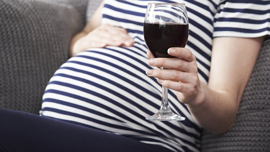 Plus de 3.000 bébés nés entre 2006 et 2013, soit une naissance par jour, ont présenté au moins une conséquence liée à la consommation d'alcool par leur mère quand elle était enceinte