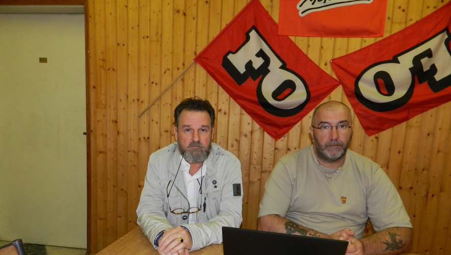 Le secrétaire de l’union locale FO, Jérôme Nigris (à droite), et le secrétaire adjoint, Alain Genre, veulent sensibiliser les consommateurs.