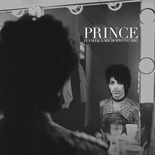 "Piano & Microphone 1983" de Prince, sur lequel figure le morceau “Mary Don't You Weep” est sorti aujourd'hui.