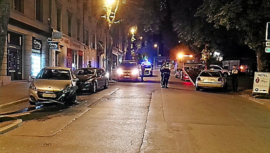 Rodez : il percute deux véhicules en centre-ville