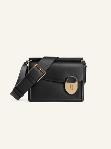 Le sac "Secret de Schiaparelli", le premier créé par la maison de luxe.