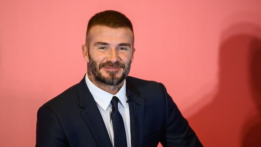 En matière de pilosité, David Beckham a tout essayé pour finalement revenir à la barbe et à la moustache. Une bonne initiative, sans doute conseillée par sa créatrice de femme Victoria.
