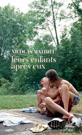 Nicolas Mathieu a reçu mercredi le prix Goncourt, le plus prestigieux des prix littéraires du monde francophone avec "Leurs enfants après eux"