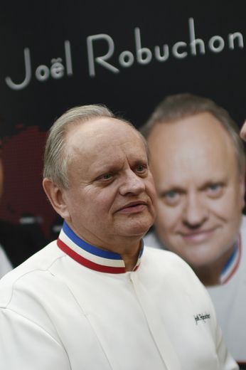 L'Atelier de Joel Robuchon de New York a été promu au rang des restaurants doublement étoilés par le guide Michelin