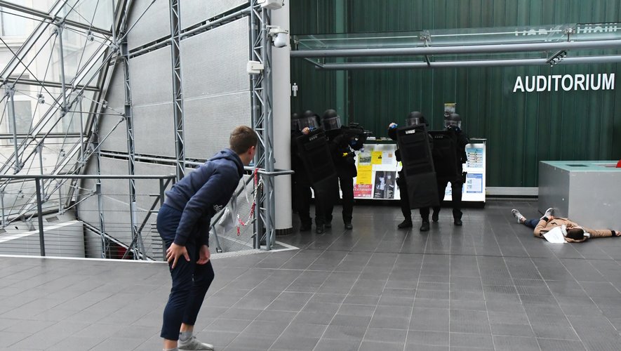 Rodez : les Archives départementales théâtre d'une tuerie de masse fictive