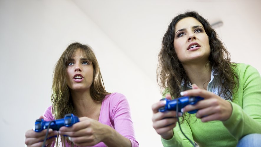 Outre les jeux de réflexion ou casse-têtes, les femmes dominent également les jeux de plateforme, de simulation et de musique.