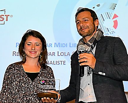 International. Pac List. L’entreprise millavoise vend sa pochette auto-adhésive porte documents dans le monde entier. Elle est représentée par Bertrand Olivier. Prix remis par Lola Cros (Midi Libre Millau).