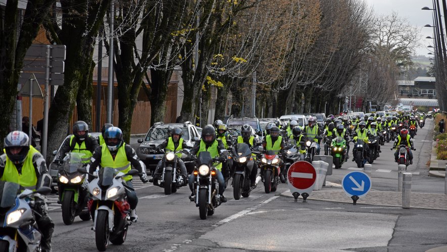 Plus de 200 motards ont défilé ce samedi après-midi dans les rues de Rodez.